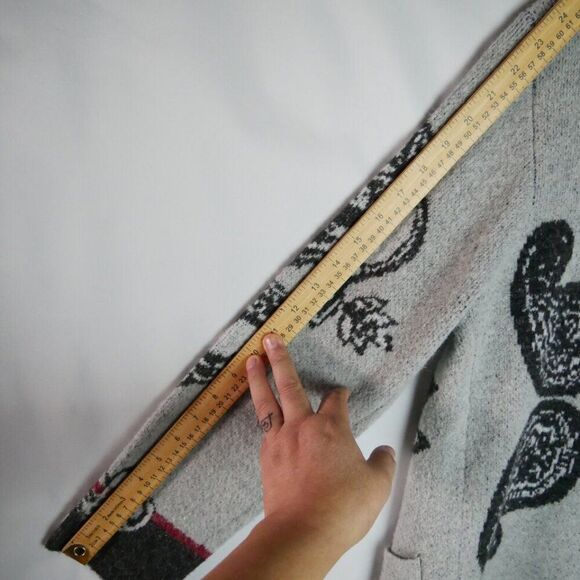 Maxsport Women's Size S Gray Black Sweater Cardigan Coat Big Paisley - Picture 12 of 12